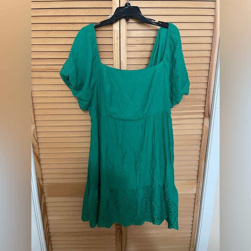 Plus size Green Square Neck Dress with tie in back size 2x - Picture 4 of 11